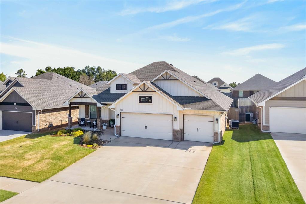 34th image of 908 Se 30th St, Moore, OK 73160 | MLS# 1244518