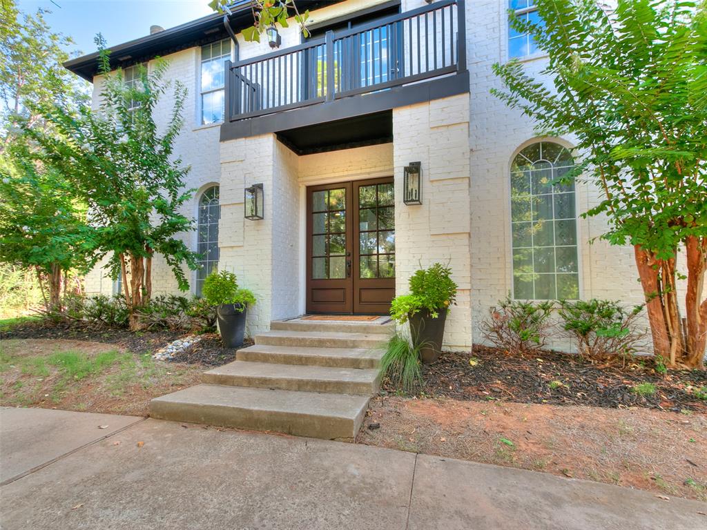 2nd image of 16 Greenmore Dr, Edmond, OK 73034 | MLS# 1244523
