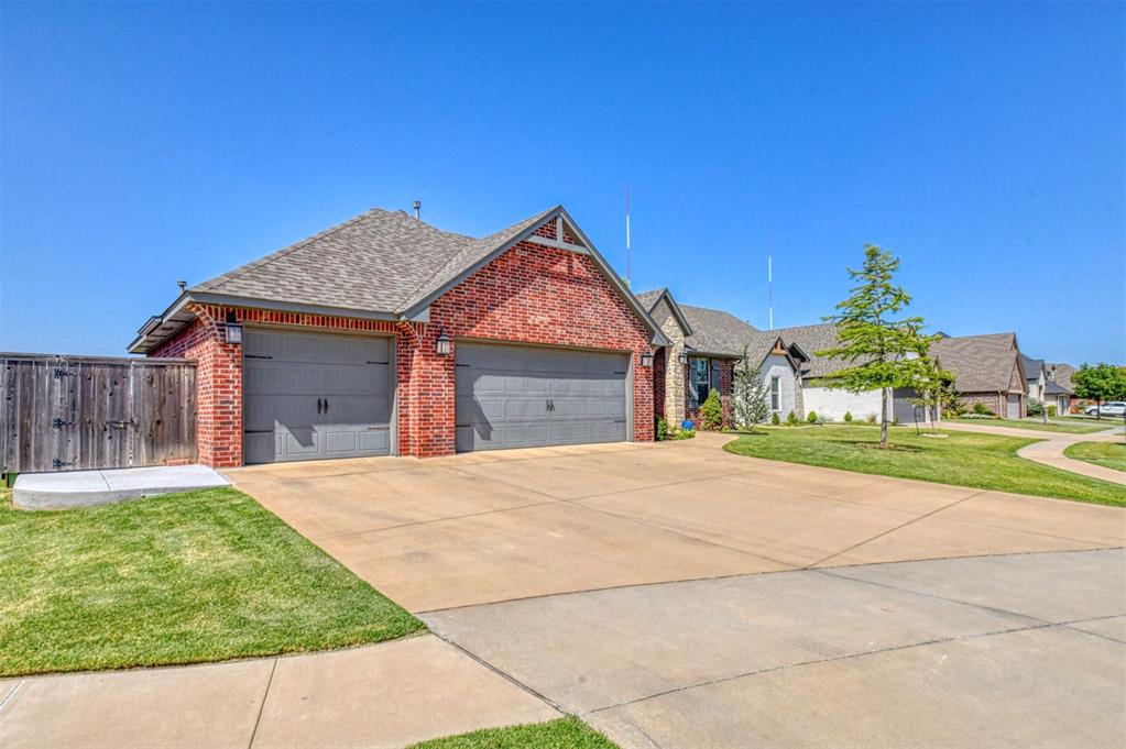 2nd image of 4217 Frontier Trl, Norman, OK 73072 | MLS# 1244559