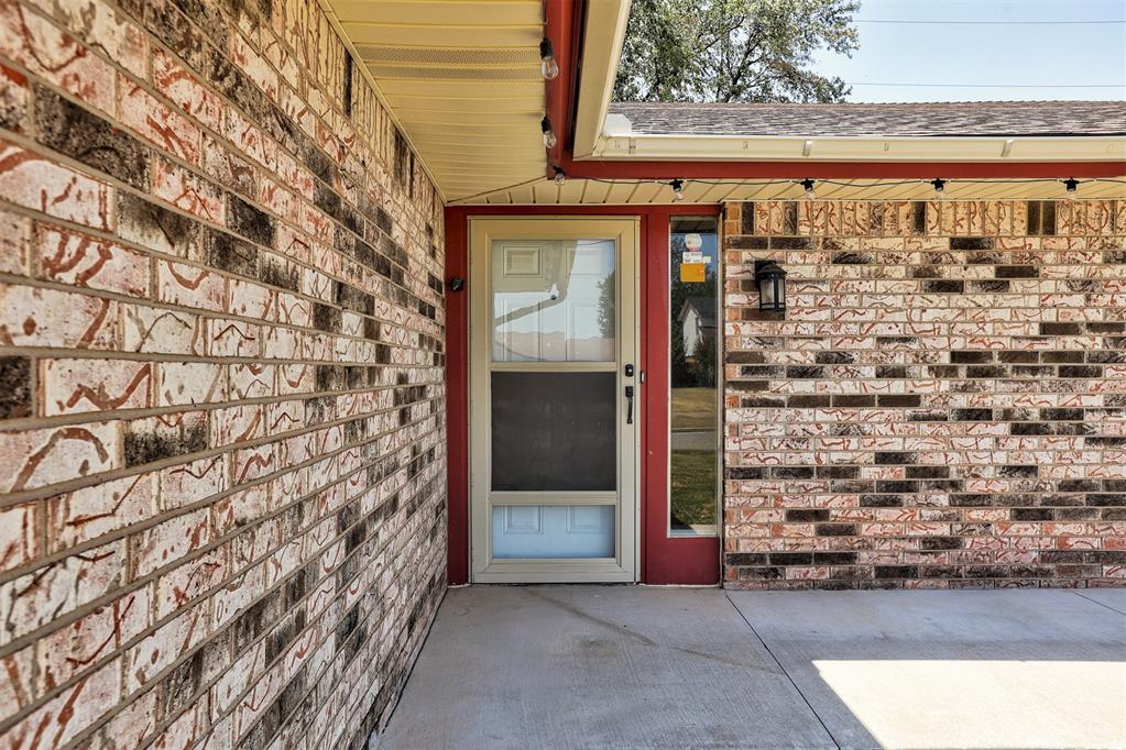5th image of 5013 Union Cir, Oklahoma City, OK 73135 | MLS# 1244568
