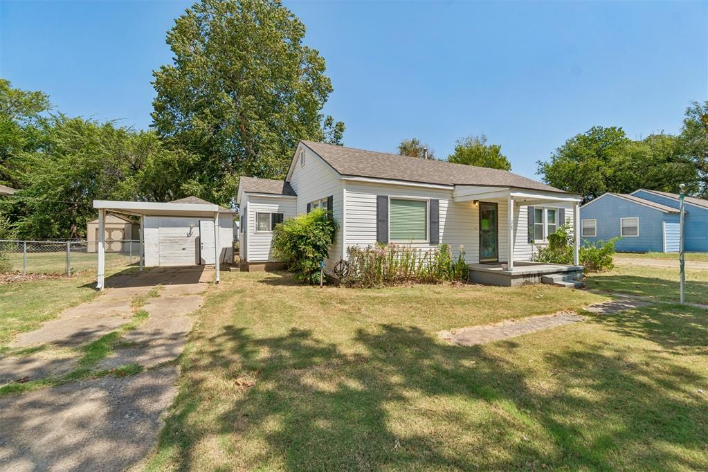 2nd image of 17 E 11th St, Edmond, OK 73034 | MLS# 1244577