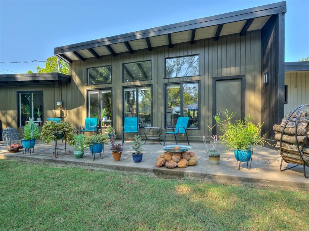 2nd image of 801 Carey Dr, Norman, OK 73069 | MLS# 1244601