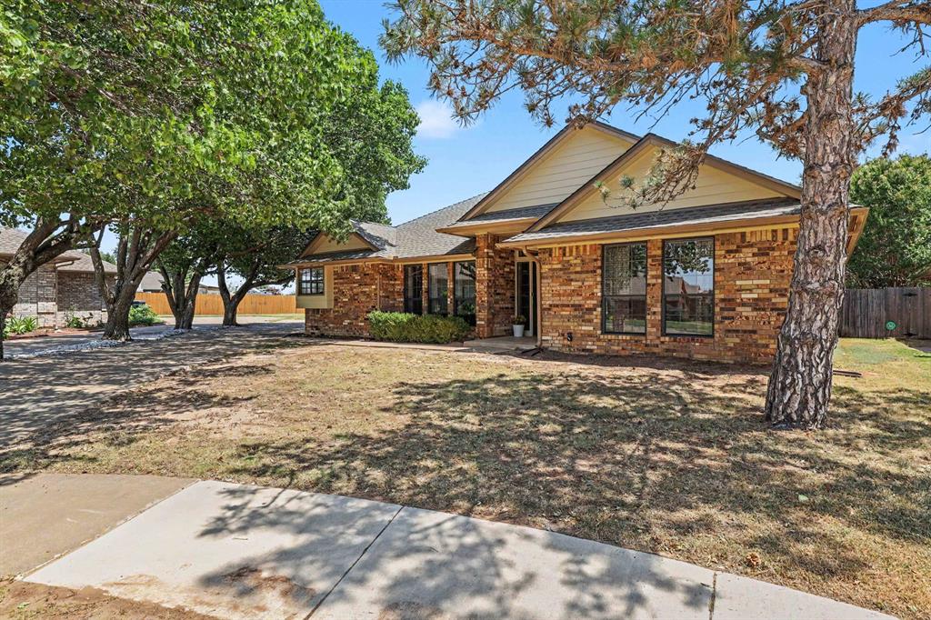 2nd image of 1301 Sw 107th Pl, Oklahoma City, OK 73170 | MLS# 1244602