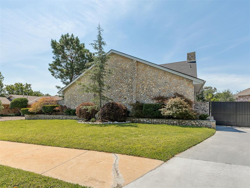 2nd image of 10 Rustic Hills St, Norman, OK 73072 | MLS# 1244650