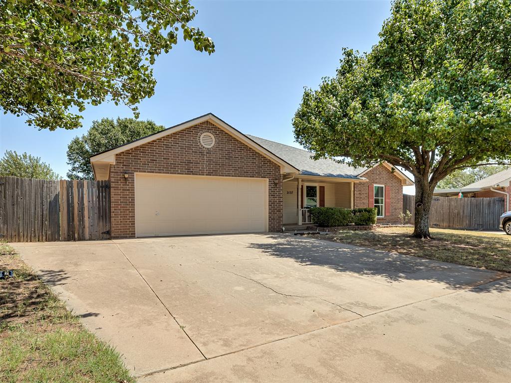 1st image of 2137 Ne 13th St, Moore, OK 73160 | MLS# 1244718