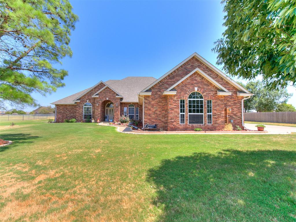 1st image of 10712 Sundance Dr, Yukon, OK 73099 | MLS# 1244731
