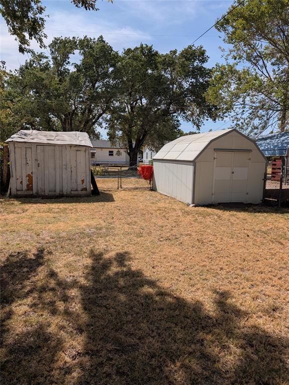 3rd image of 619 N Randlett St, Hobart, OK 73651 | MLS# 1244741
