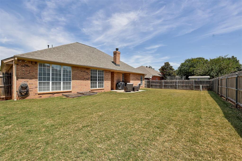 35th image of 1112 Copperfield Dr, Edmond, OK 73003 | MLS# 1244752
