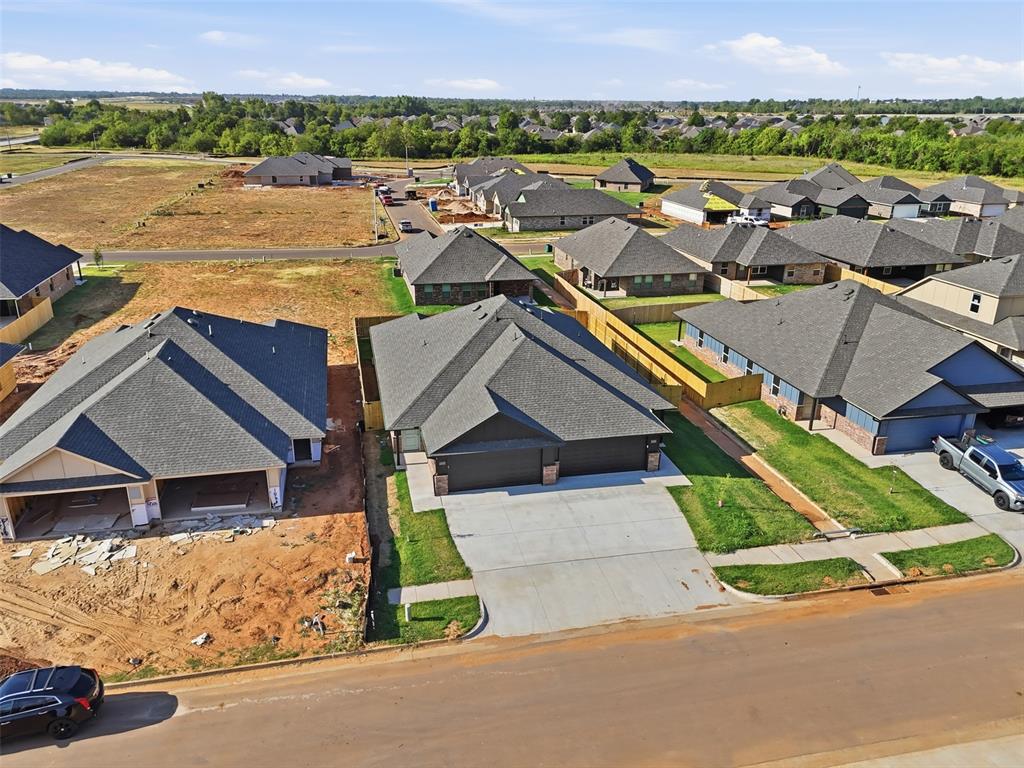 2nd image of 9206 Mclendon Ct, Oklahoma City, OK 73132 | MLS# 1244755