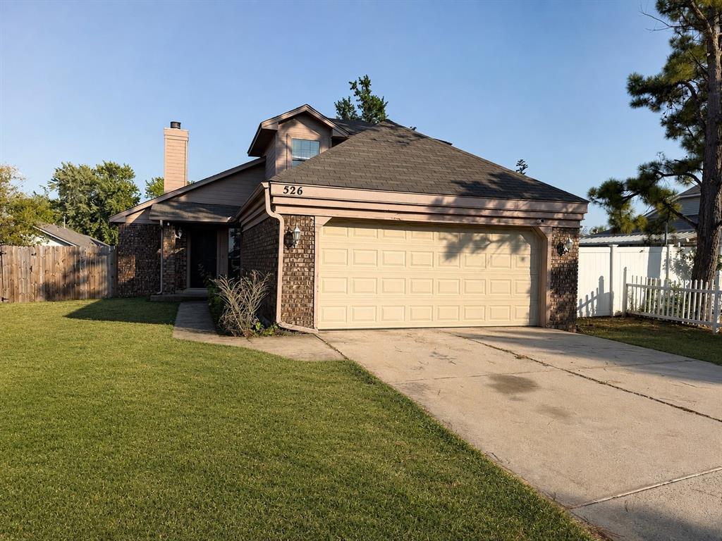 1st image of 526 Clover Rd, Moore, OK 73160 | MLS# 1244759