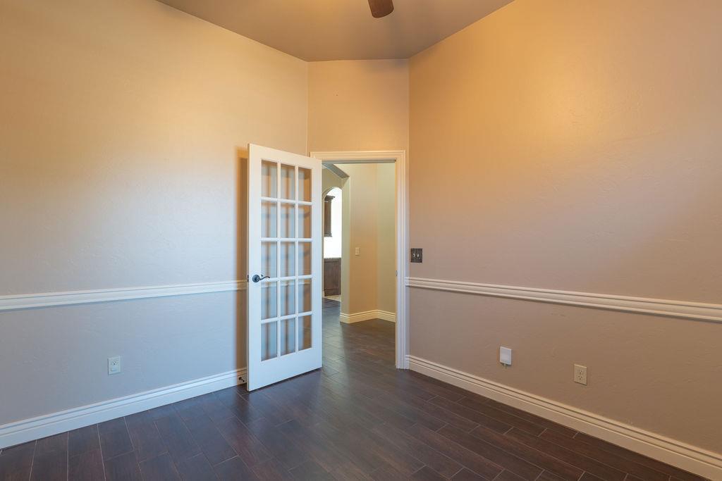 5th image of 19033 Meadows Crossing Dr, Edmond, OK 73012 | MLS# 1244804