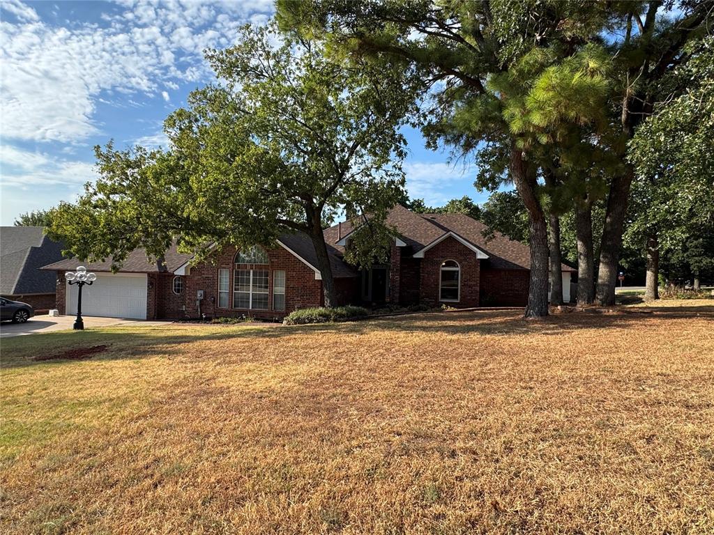 1st image of 11527 Country Ln, Oklahoma City, OK 73130 | MLS# 1244831