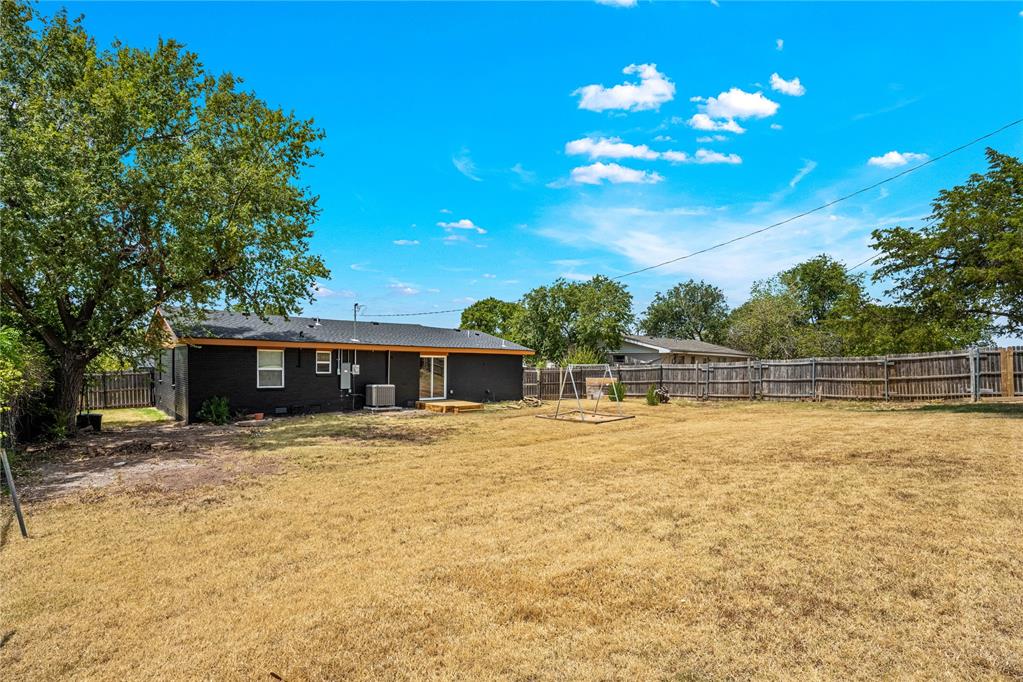 21st image of 2303 Nw 47th St, Lawton, OK 73505 | MLS# 1244856