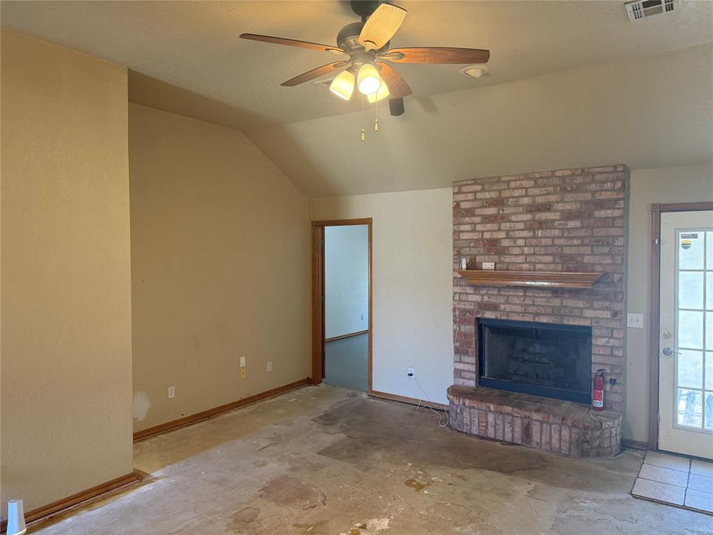 3rd image of 5812 Se 9Th St, Oklahoma City, OK 73110 | MLS# 1244877