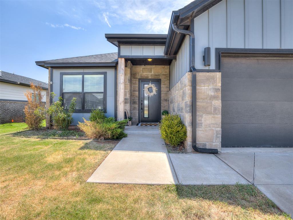 2nd image of 8104 Nw Nw 151st Cir, Edmond, OK 73013 | MLS# 1244880