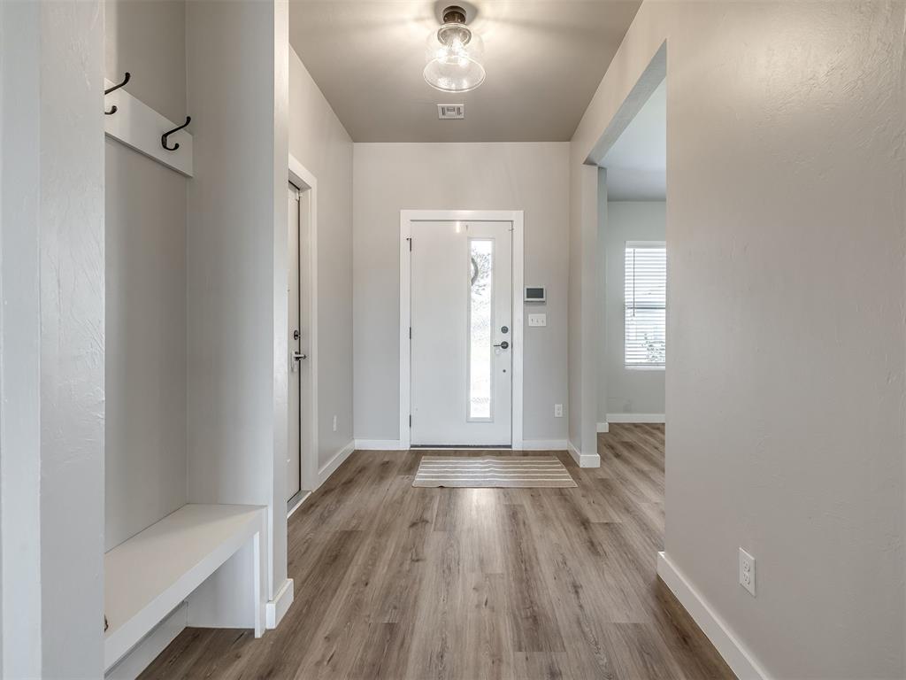 3rd image of 8104 Nw Nw 151St Cir, Edmond, OK 73013 | MLS# 1244880