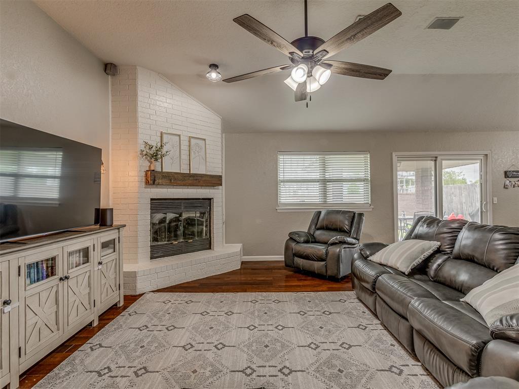 2nd image of 1617 Pinnacle Ln, Edmond, OK 73003 | MLS# 1244891