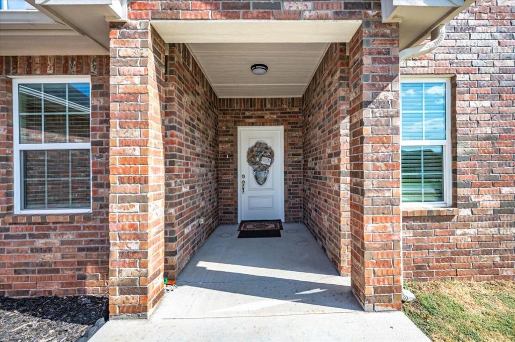 5th image of 1523 W Diamond Wy, Mustang, OK 73064 | MLS# 1244901