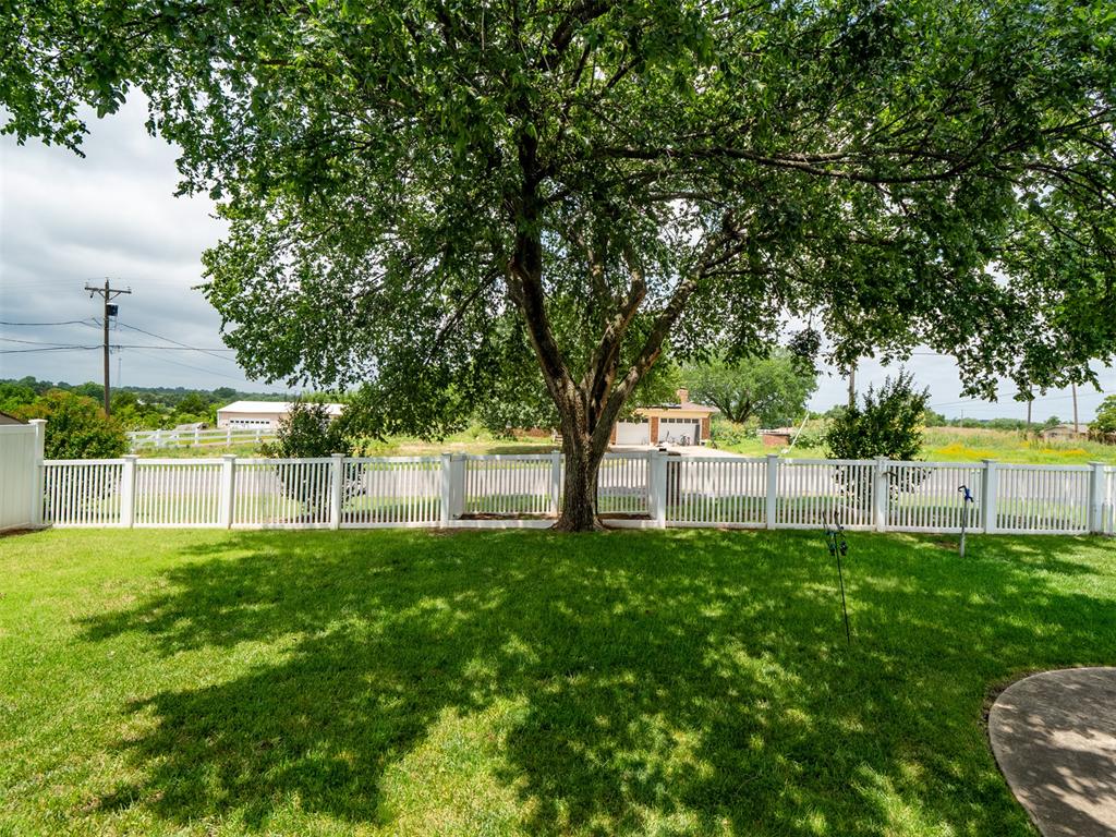 3rd image of 16003 Gaddy Rd, Shawnee, OK 74801 | MLS# 1244946