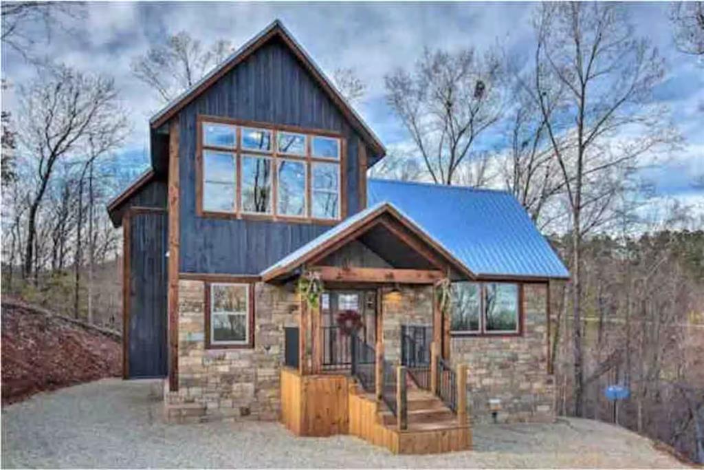 1st image of 356 Little Creek Ln, Broken Bow, OK 74728 | MLS# 1244963