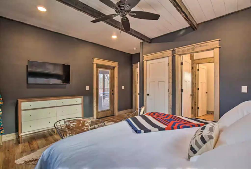 36th image of 356 Little Creek Ln, Broken Bow, OK 74728 | MLS# 1244963