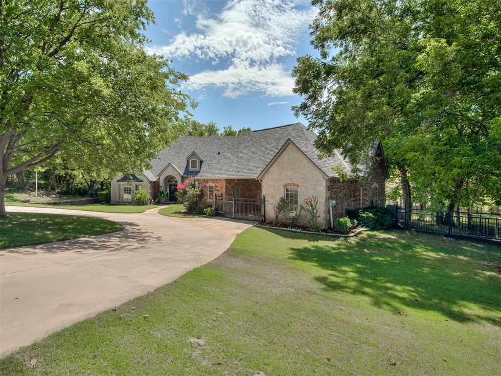 2nd image of 8030 Redhawk Ln, Edmond, OK 73034 | MLS# 1245041