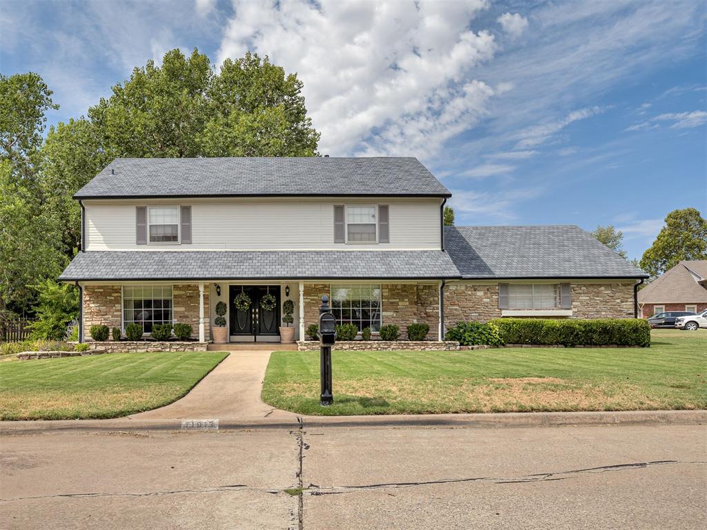 1st image of 11913 Somerville Dr, Yukon, OK 73099 | MLS# 1245052