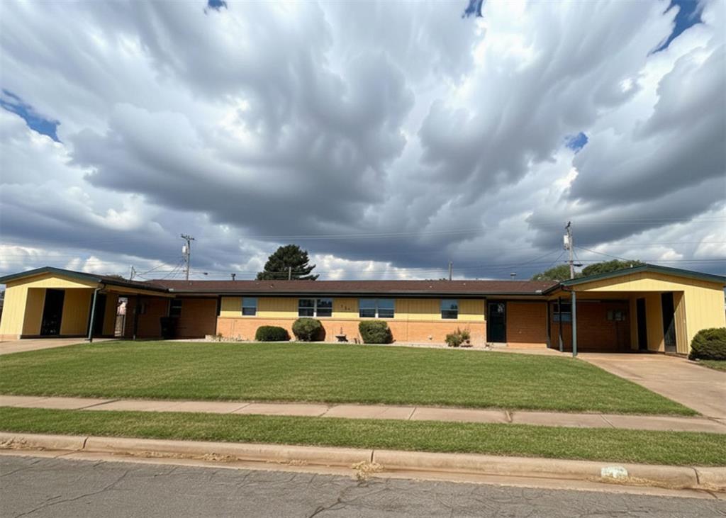 1st image of 305 Iroquois Trl, Foss, OK 73647 | MLS# 1245053
