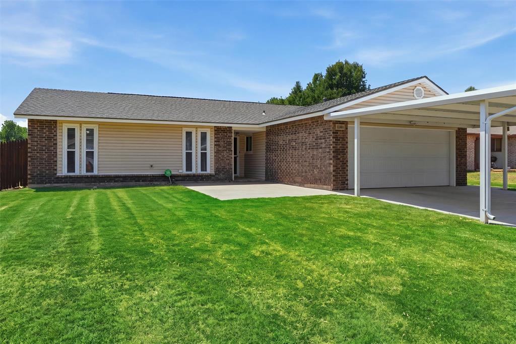1st image of 11804 O Casey St, Yukon, OK 73099 | MLS# 1245080