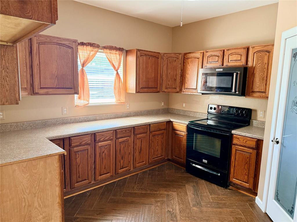 5th image of 1651 Kiamichi Rd, Norman, OK 73026 | MLS# 1245098
