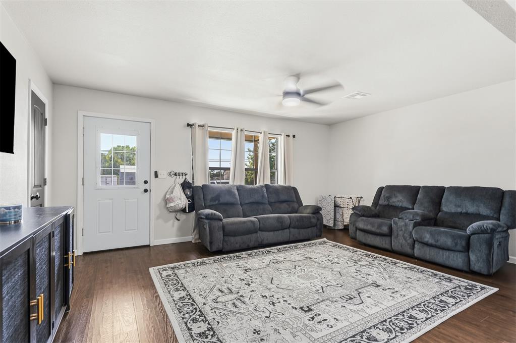 4th image of 107 W Stewart St, Paoli, OK 73074 | MLS# 1245099