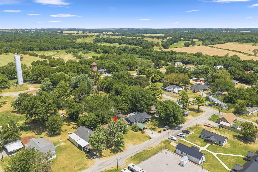 32nd image of 107 W Stewart St, Paoli, OK 73074 | MLS# 1245099