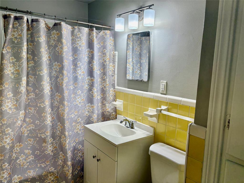 5th image of 1702 W Britton Rd, Oklahoma City, OK 73120 | MLS# 1245105