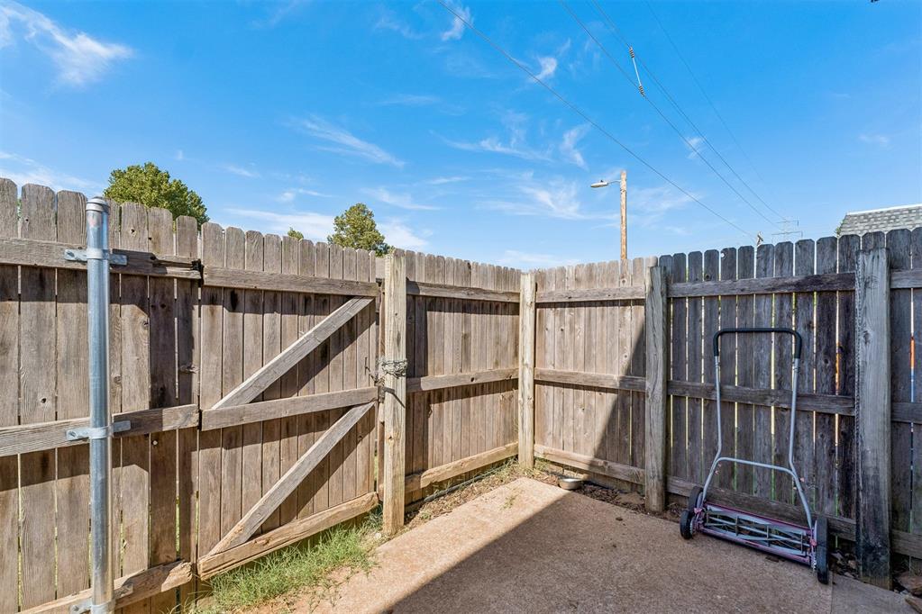 17th image of 11429 N May Ave, Oklahoma City, OK 73120 | MLS# 1245113