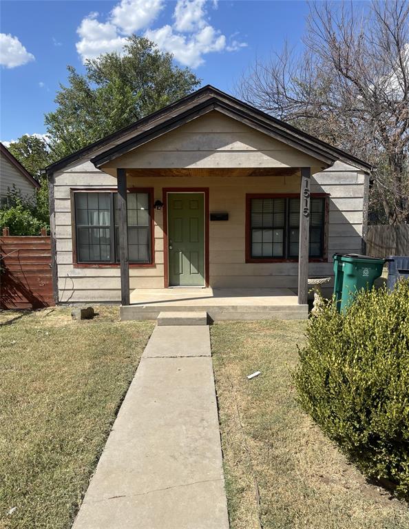 1st image of 1515 Ne 25th St, Oklahoma City, OK 73111 | MLS# 1245118