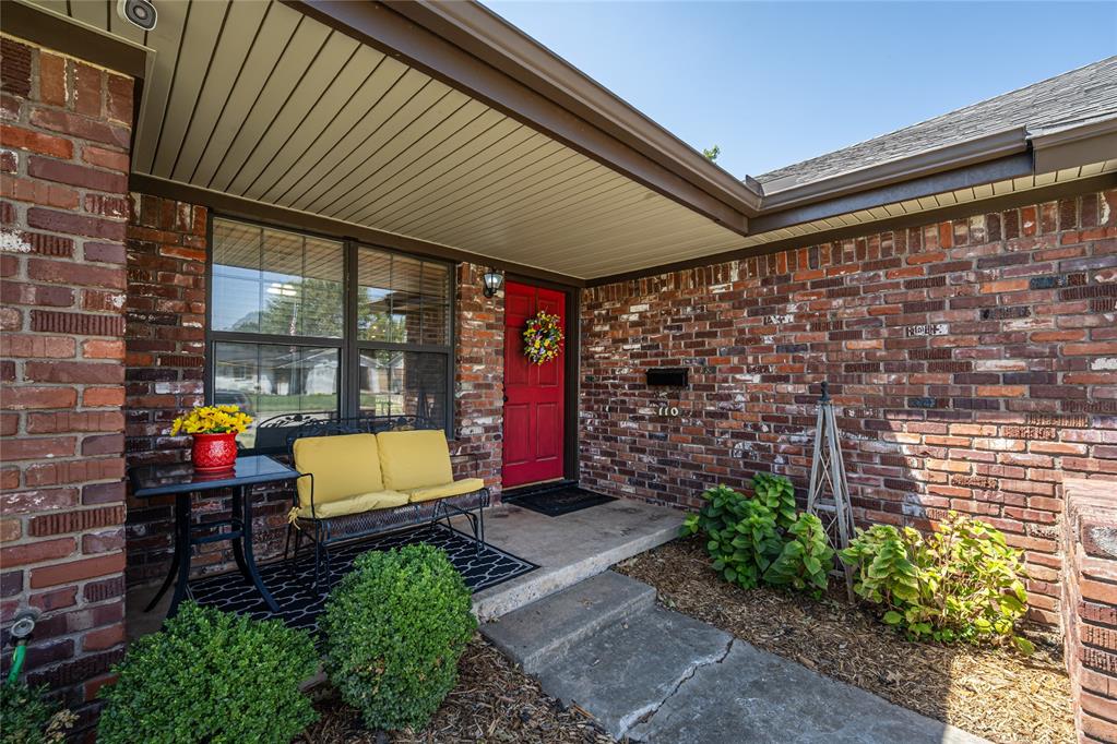 3rd image of 110 Utah Ave, Yukon, OK 73099 | MLS# 1245123