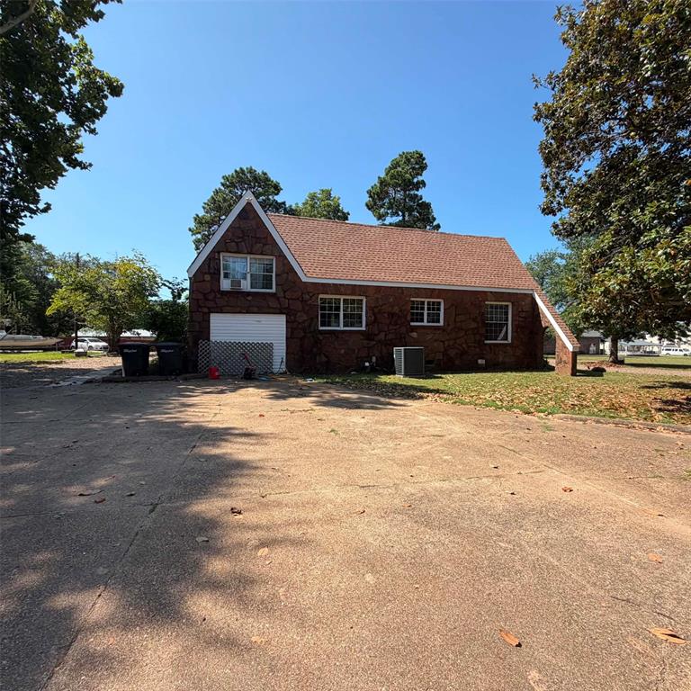 3rd image of 1505 S Park 1/2 Dr, Broken Bow, OK 74728 | MLS# 1245128