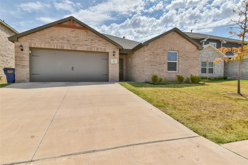 3rd image of 1701 N Ruby Dr, El Reno, OK 73036 | MLS# 1245129