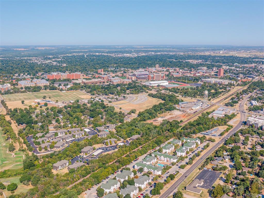 49th image of 1220 Cedar Creek Dr, Norman, OK 73071 | MLS# 1245148