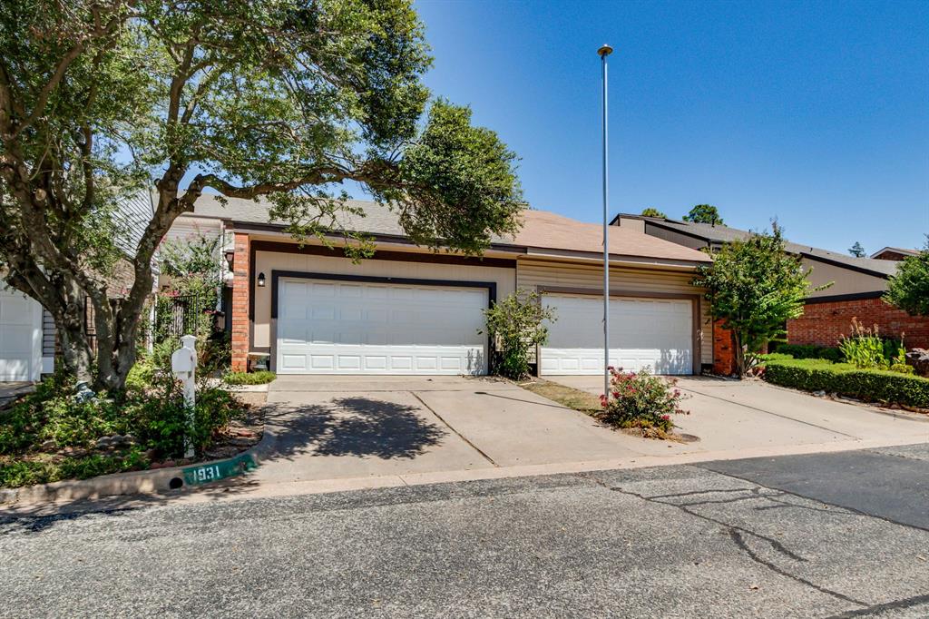 4th image of 1931 Three Stars Rd, Edmond, OK 73034 | MLS# 1245163