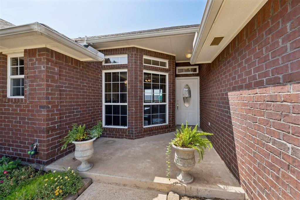 image of 800 Sw 161st St, Oklahoma City, OK 73170 | MLS# 1245187