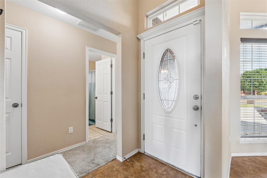 image of 800 Sw 161st St, Oklahoma City, OK 73170 | MLS# 1245187