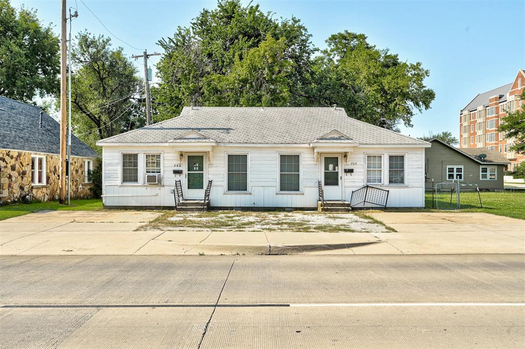 1st image of 204 E Lindsey St #204, 206, Norman, OK 73069 | MLS# 1245214