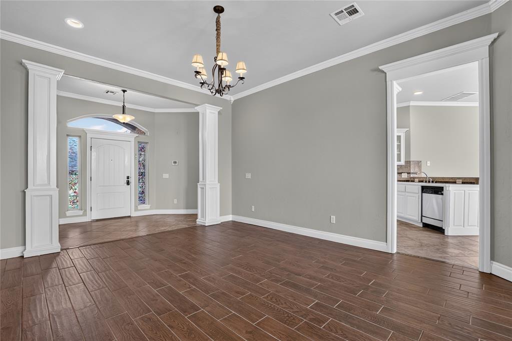 5th image of 3204 Valley Brk, Norman, OK 73071 | MLS# 1245231