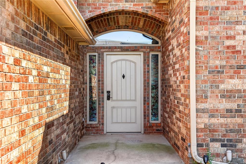 2nd image of 3204 Valley Brk, Norman, OK 73071 | MLS# 1245231