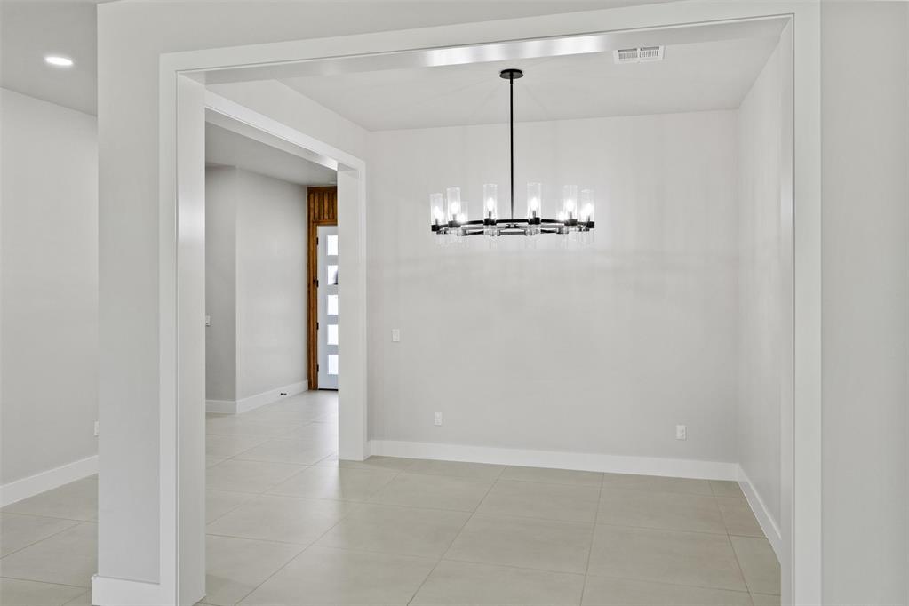 5th image of 15444 Bonita Ln, Edmond, OK 73013 | MLS# 1245248
