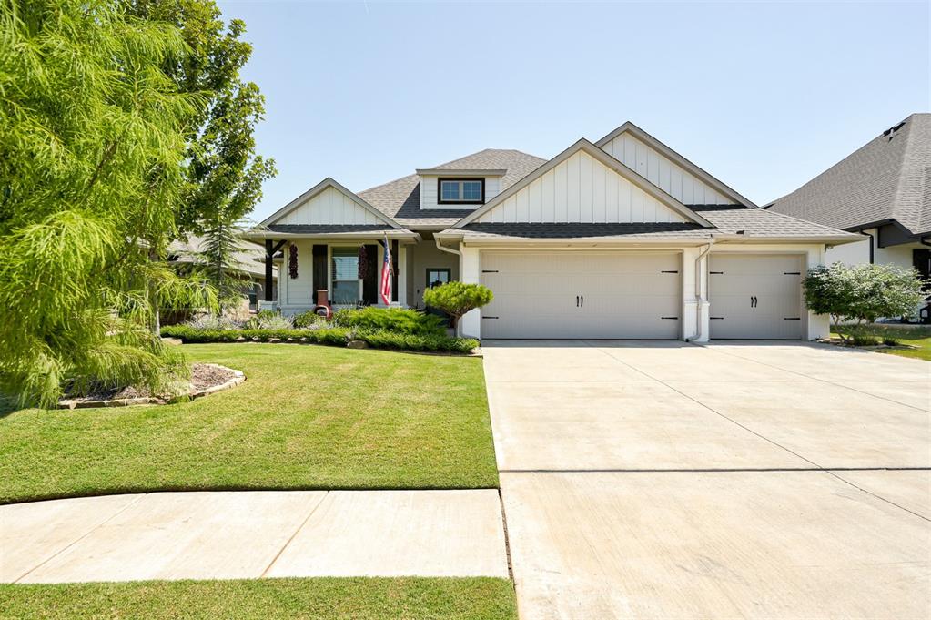 2nd image of 2900 Heather Hvn, Moore, OK 73160 | MLS# 1245259