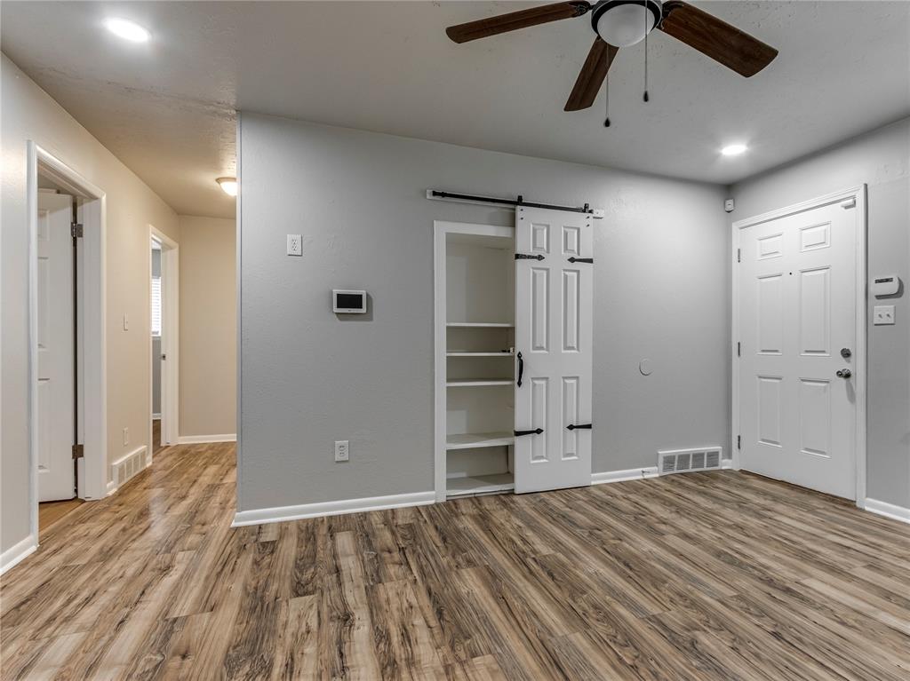 4th image of 913 W Mitchell Dr, Oklahoma City, OK 73110 | MLS# 1245313