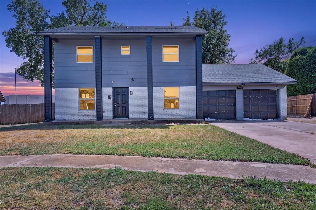 3rd image of 904 Ne 4Th St, Moore, OK 73160 | MLS# 1245316