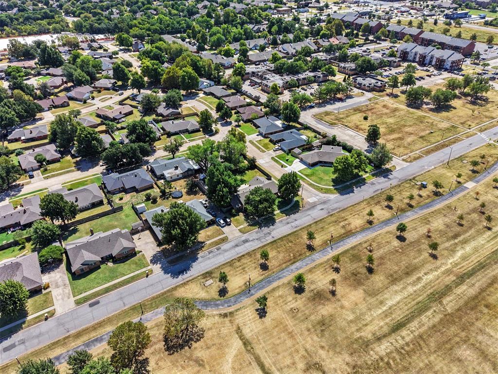 22nd image of 2808 Gettysburg Rd, Edmond, OK 73013 | MLS# 1245351